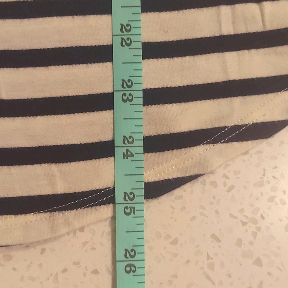 Euc Classic navy/white stripe sleeveless tee - Picture 3 of 4